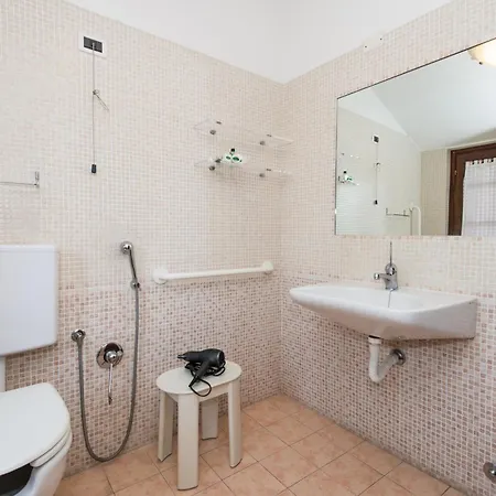 Casa Vacanze Poggio Aprico Apartment *